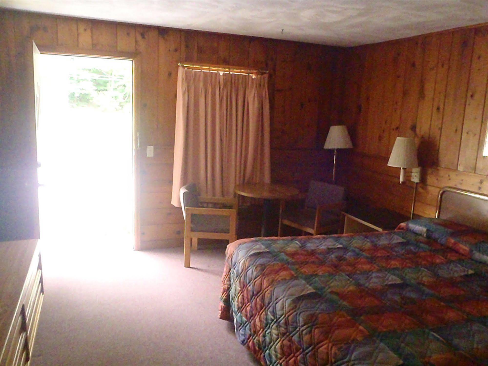 Heart Of The Berkshires Motel Pittsfield Extérieur photo